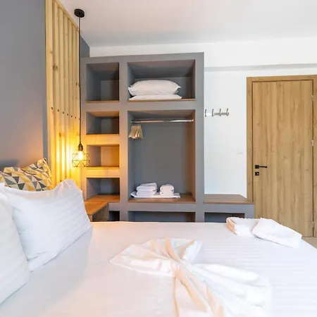Sk Suites Thassos Скала-Потамиас
