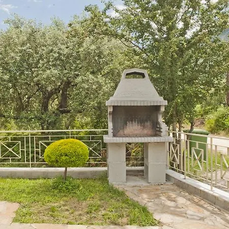 Sk Suites Thassos Скала-Потамиас